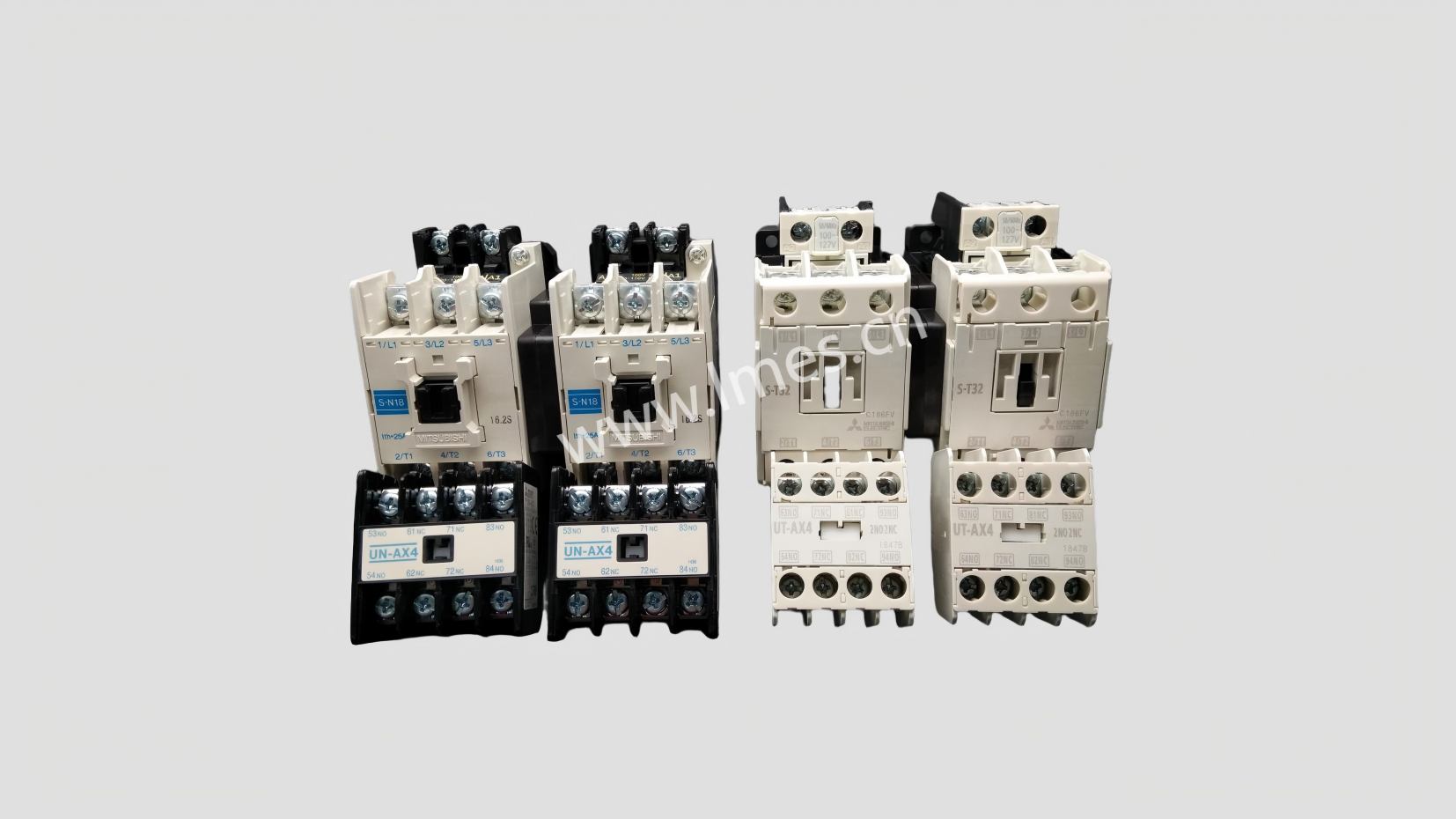 三菱接触器S-N18 S-T32 S-2XN18 S-2XT32 水印.jpg